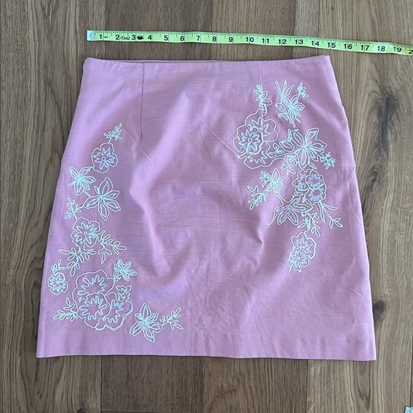 Loft embroidered skirt, Sz 4 - Picture 2 of 5
